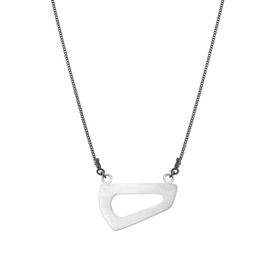 silver-necklace-trapeze-land-1