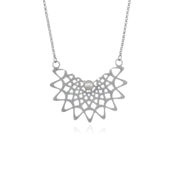 silver-necklace-with-pearl-smila-1