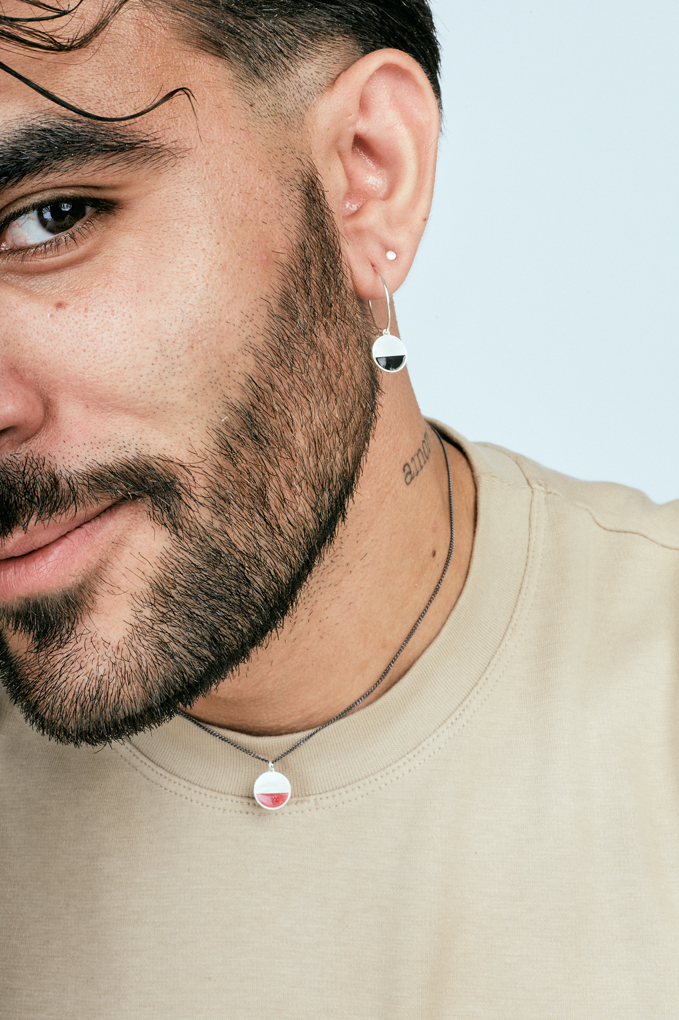 Silver earrings Smile to me 'cause.. Black 2 asimenia-skoylarikia-xamogela-mou-giati-black_2